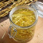 How to Make Willow Bark Tea