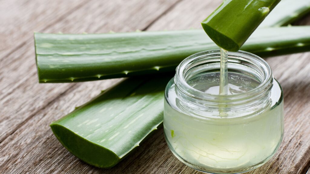 How to Use Aloe Vera Gel on Face at Night