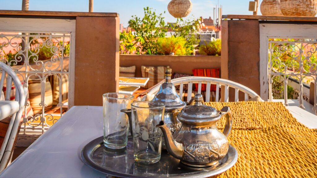 How to Make Traditional Moroccan Mint Tea