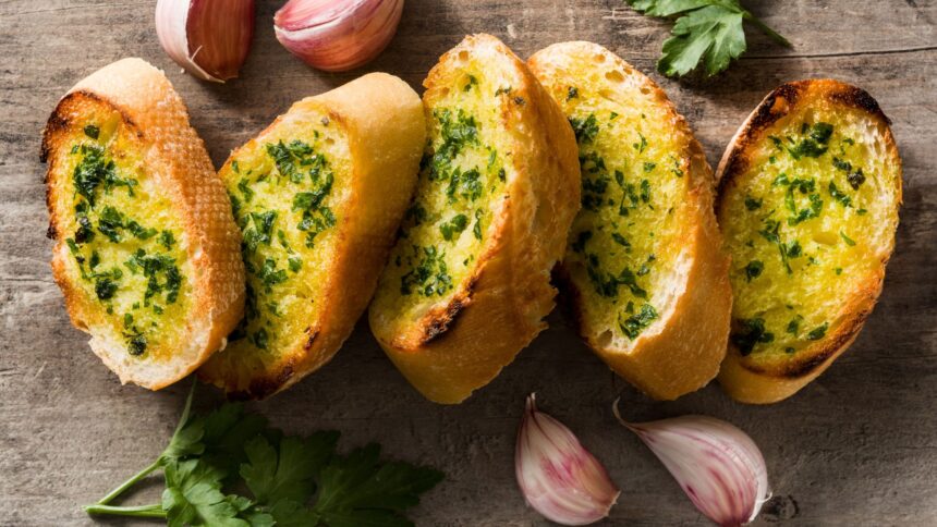 How to Make Garlic Bread with Regular Bread